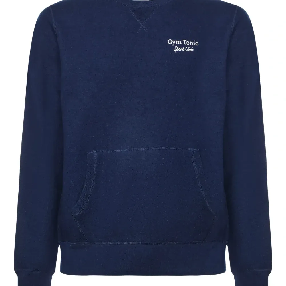 Толстовка с вышивкой