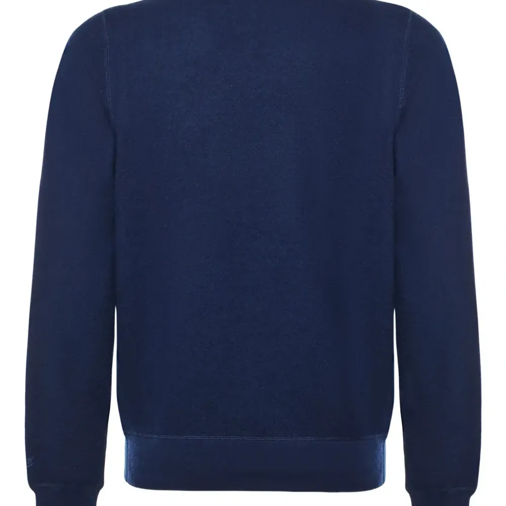 Толстовка с вышивкой