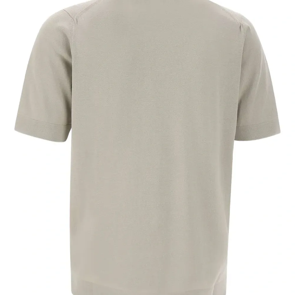 Футболка с отделкой в рубчик