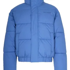 Пуховик с высоким воротником