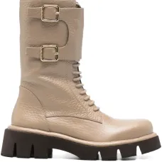 Ботинки с пряжкой