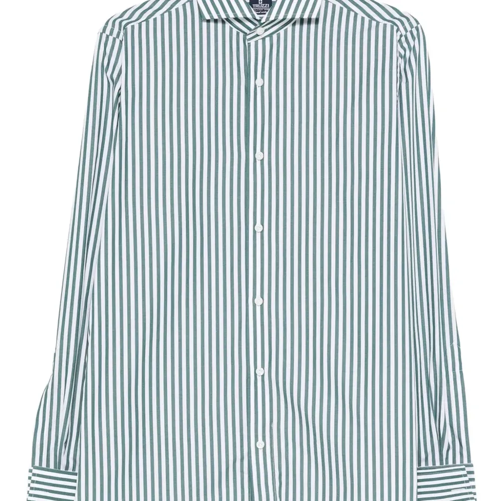 Полосатая рубашка