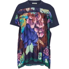 Квадратная футболка Квадратная футболка