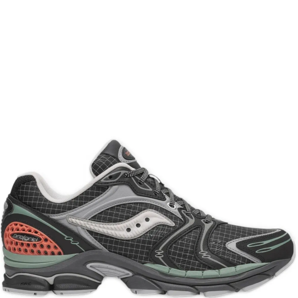 Кроссовки Progrid Triumph 4