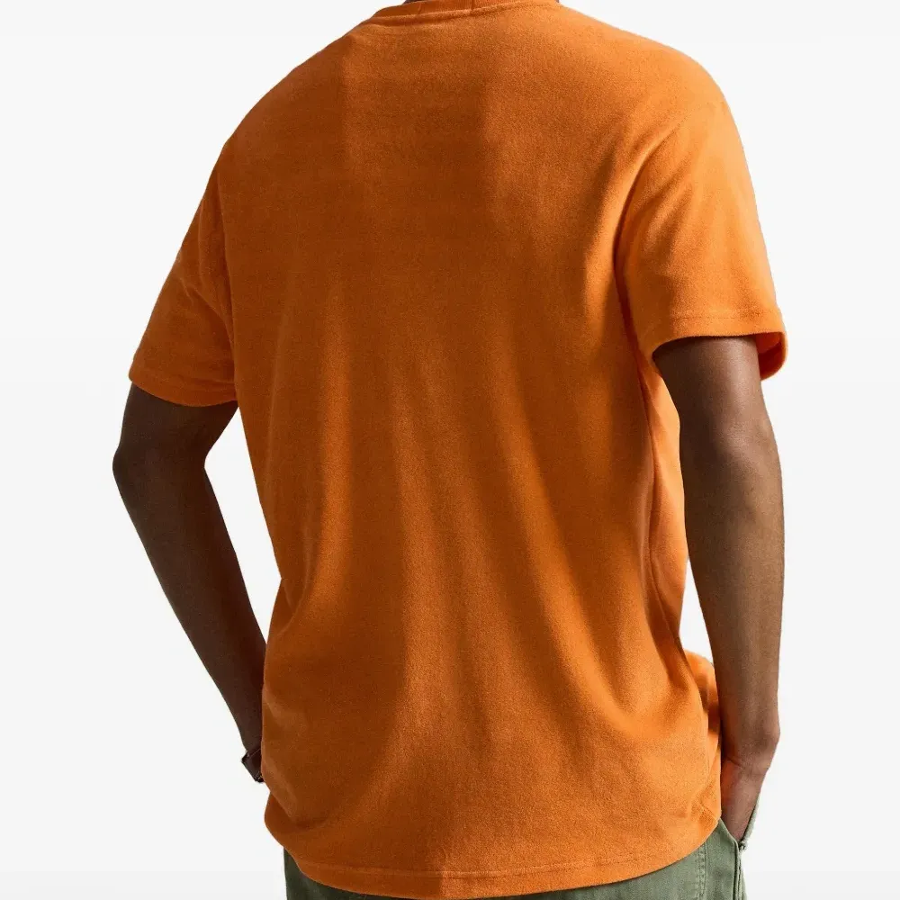 Футболка с логотипом