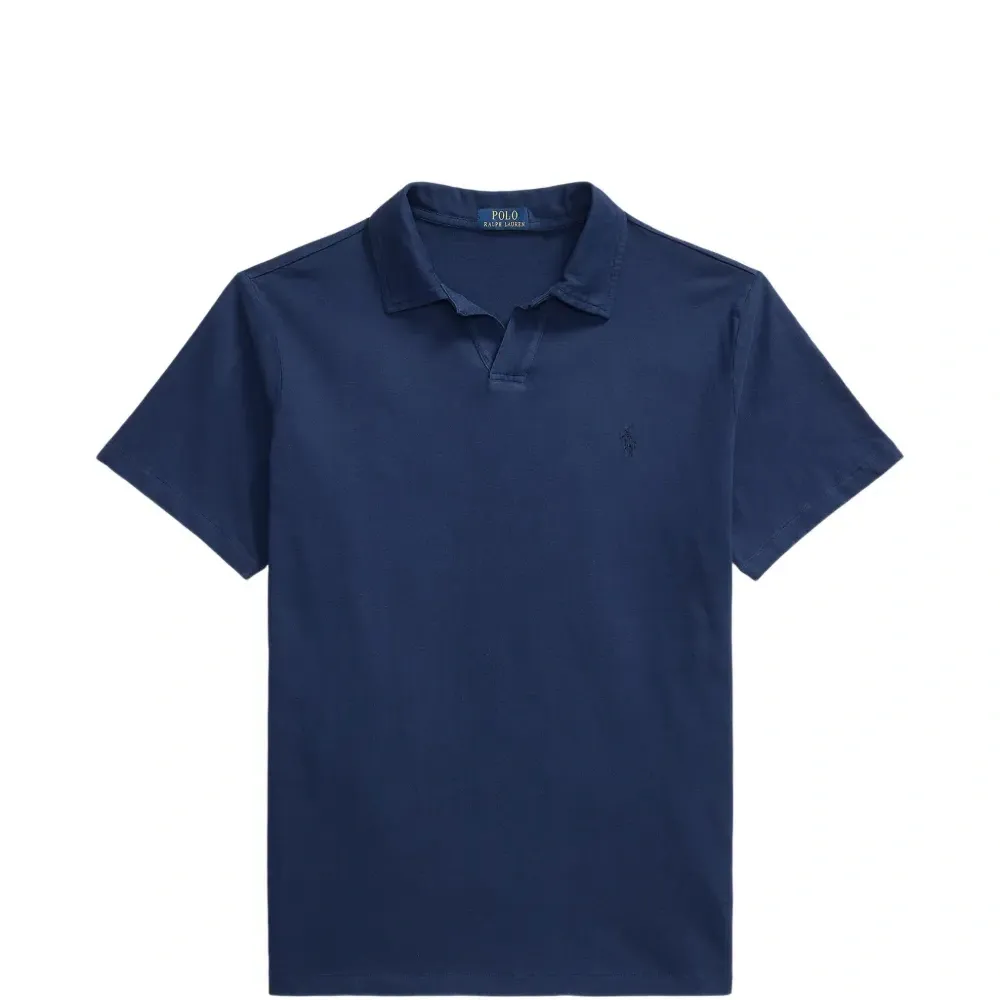 Футболка с вышивкой