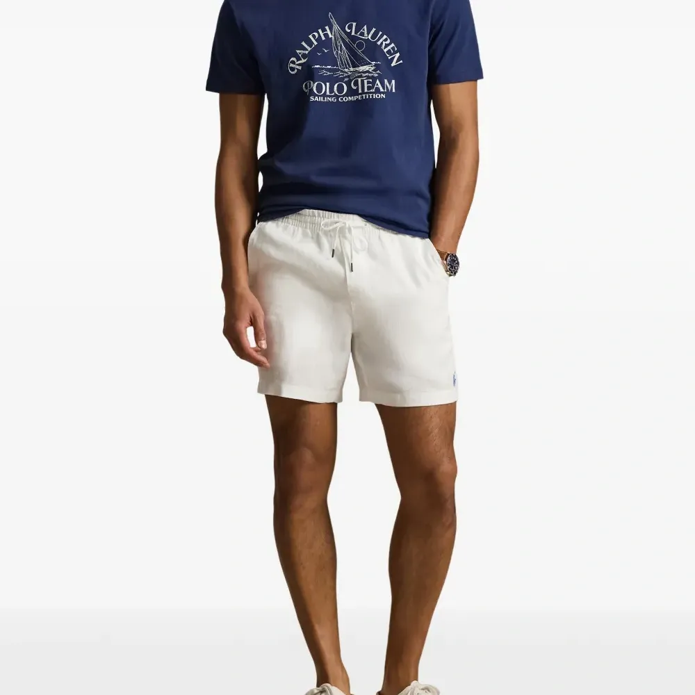 Футболка с логотипом