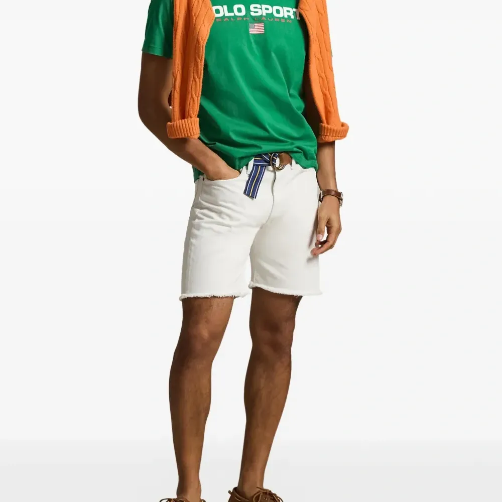 Футболка с логотипом