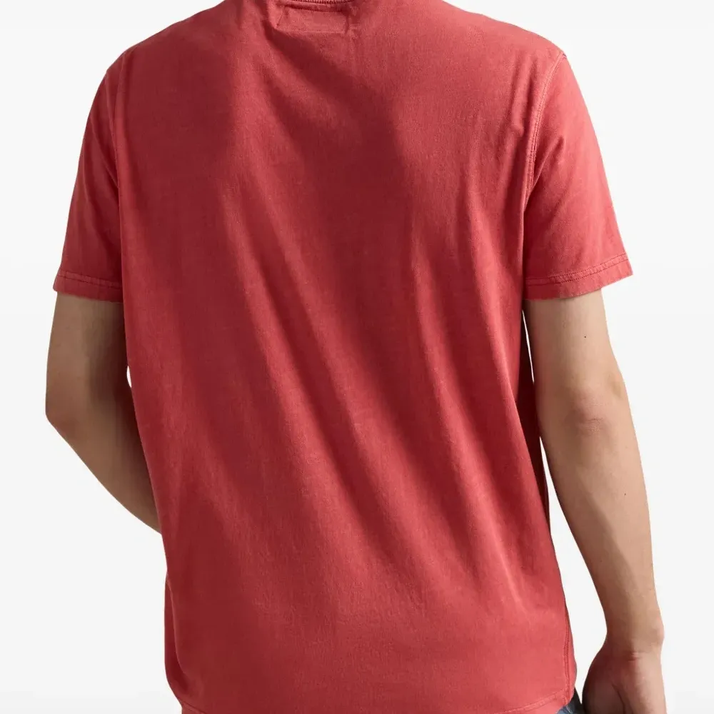 Футболка Henley