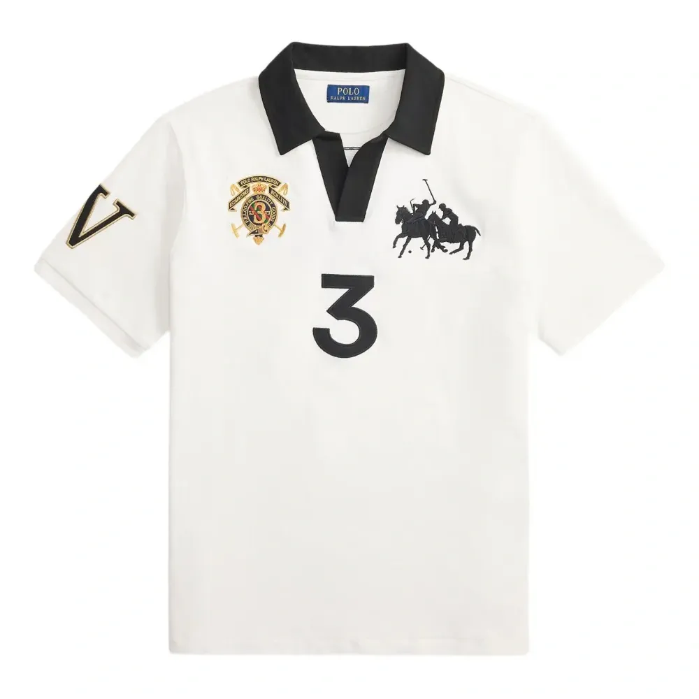 Футболка с вышивкой