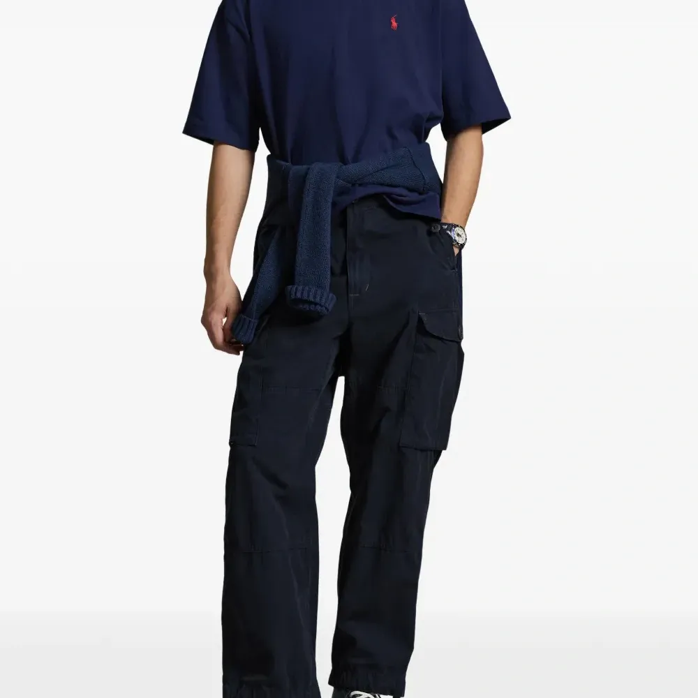 Футболка с короткими рукавами и круглым вырезом