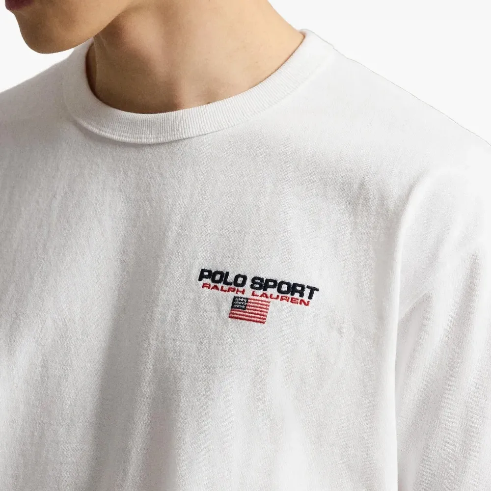 Футболка с логотипом