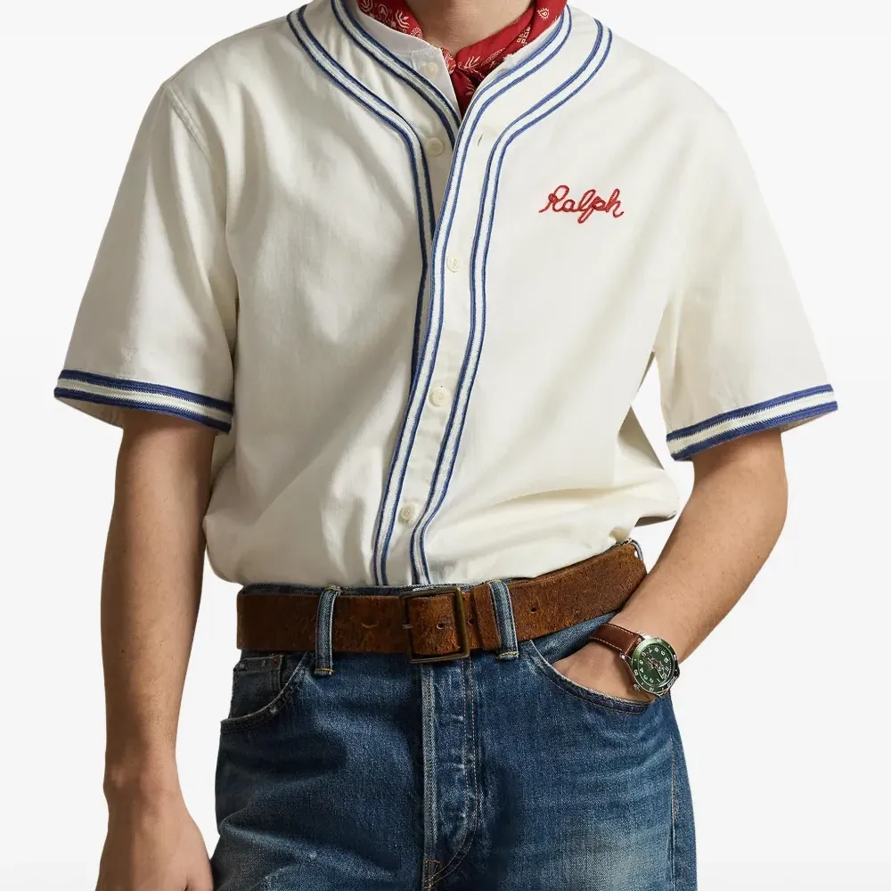 Футболка с короткими рукавами