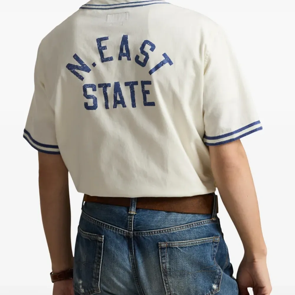 Футболка с короткими рукавами