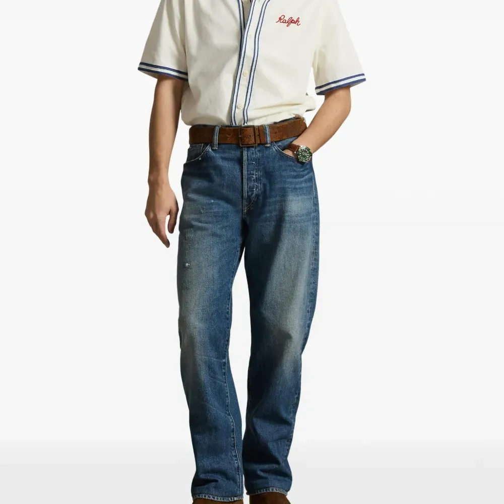 Футболка с короткими рукавами