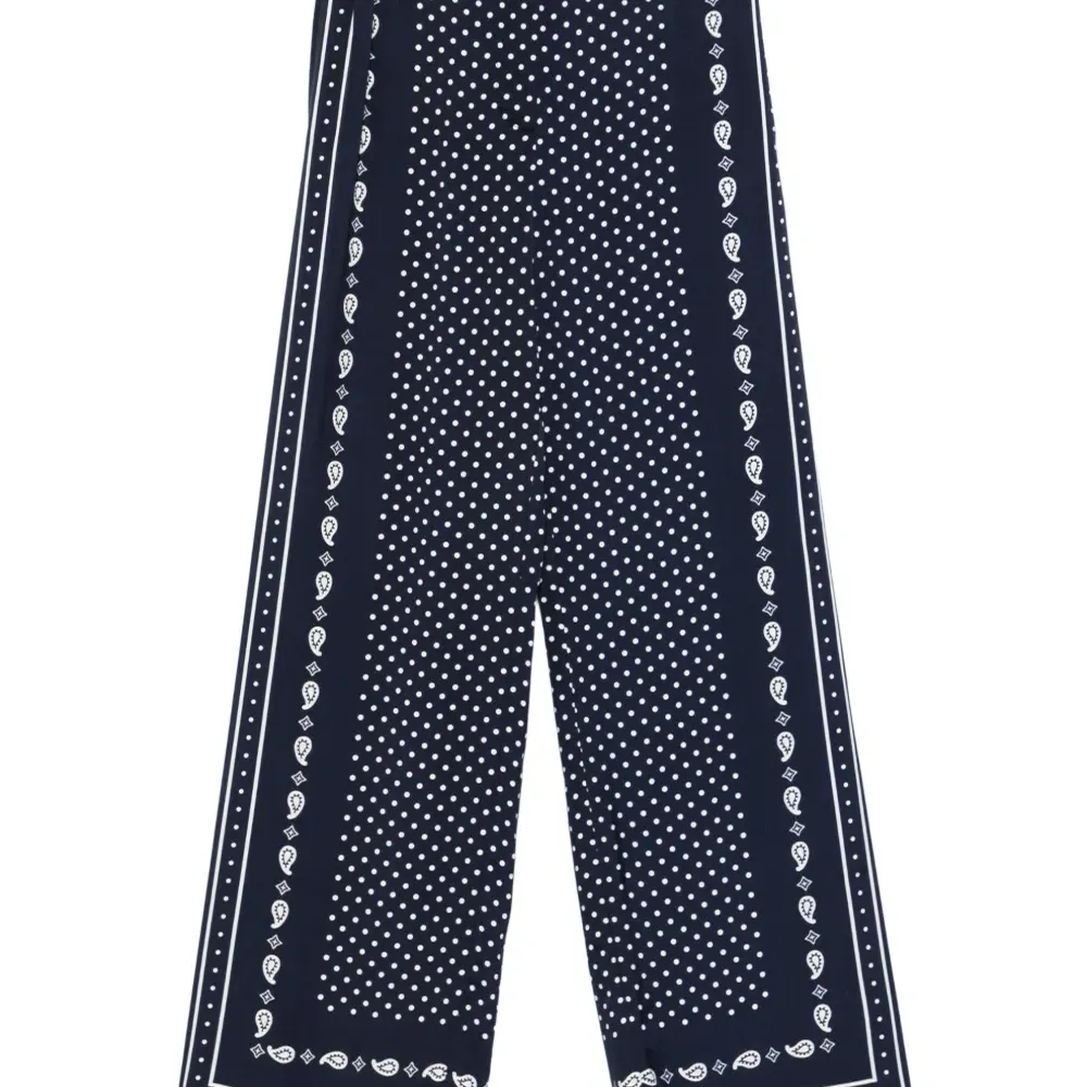 Брюки в горох