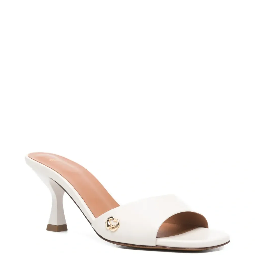 Босоножки с логотипом