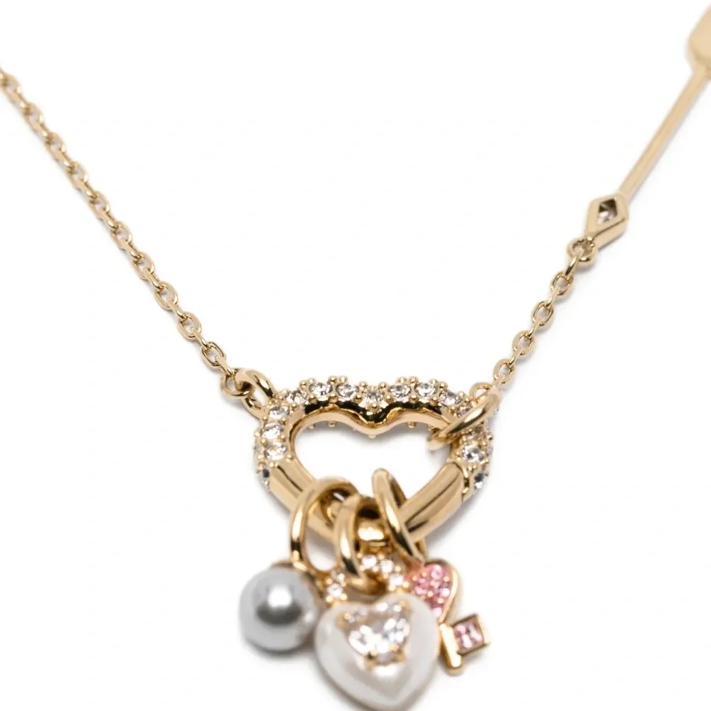 Колье с подвеской Колье с подвеской