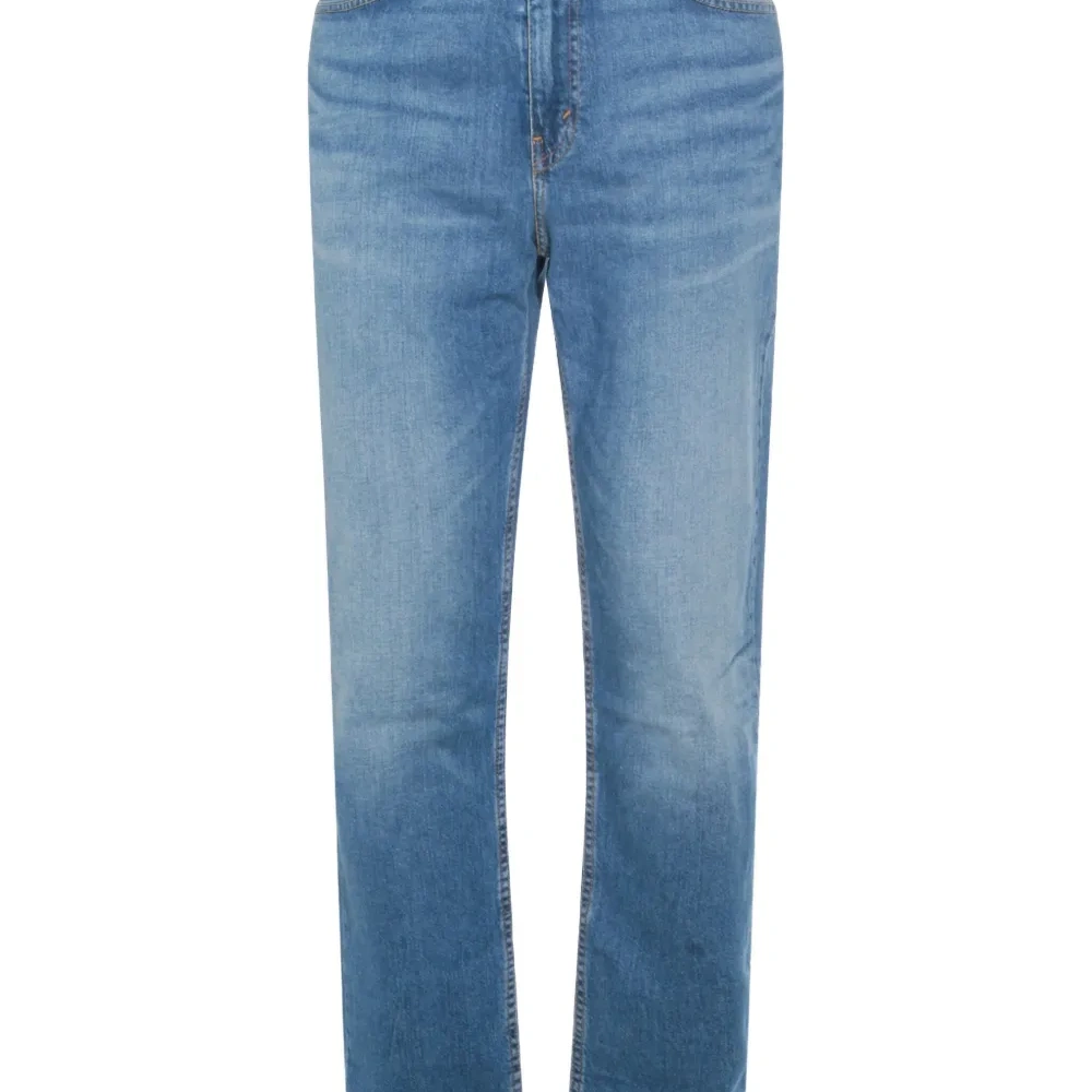 Джинсы с пятью карманами