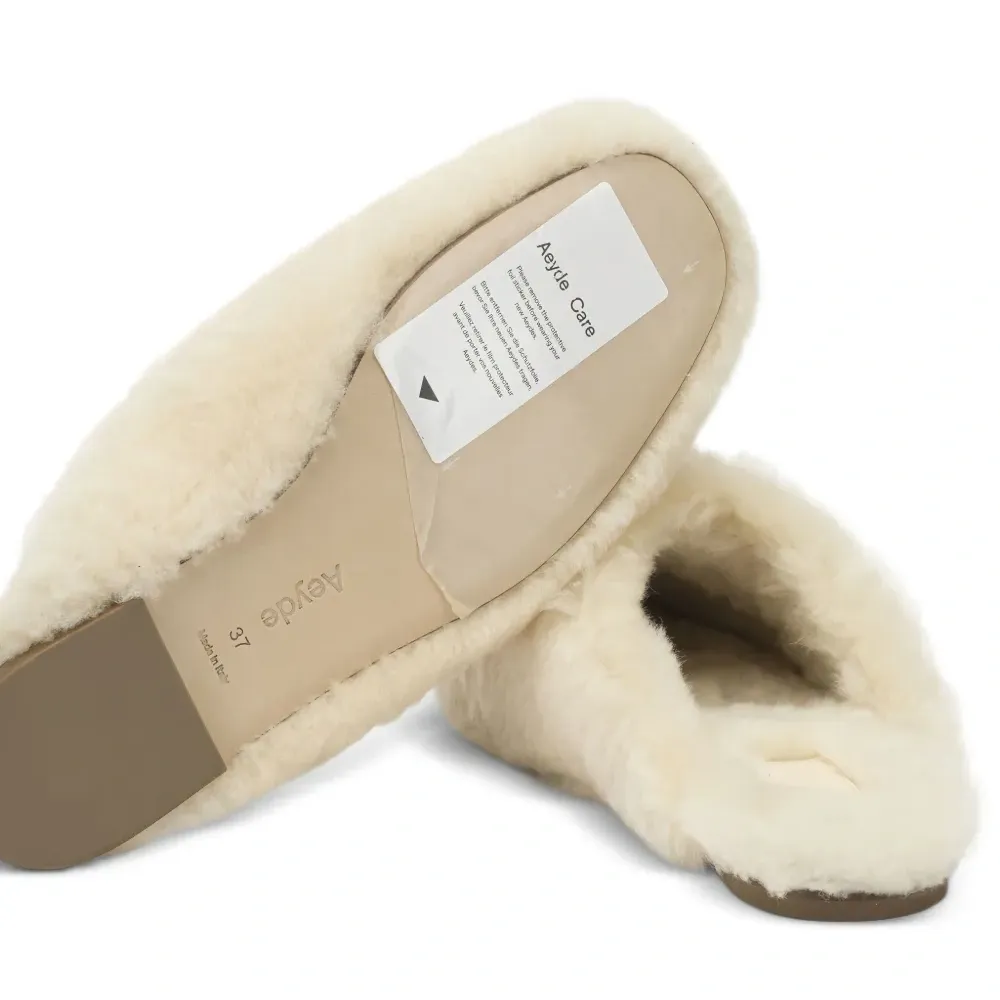 Слиперы Rega из овчины