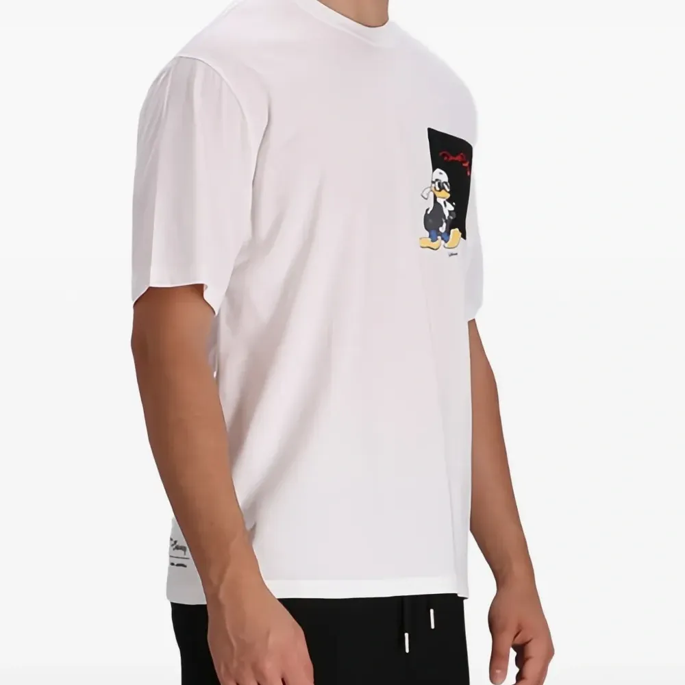 Футболка с круглым вырезом и накладным карманом