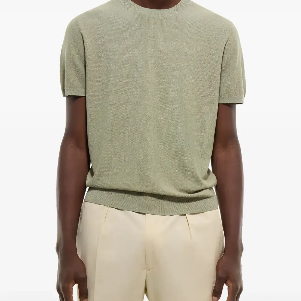 Вязаная футболка