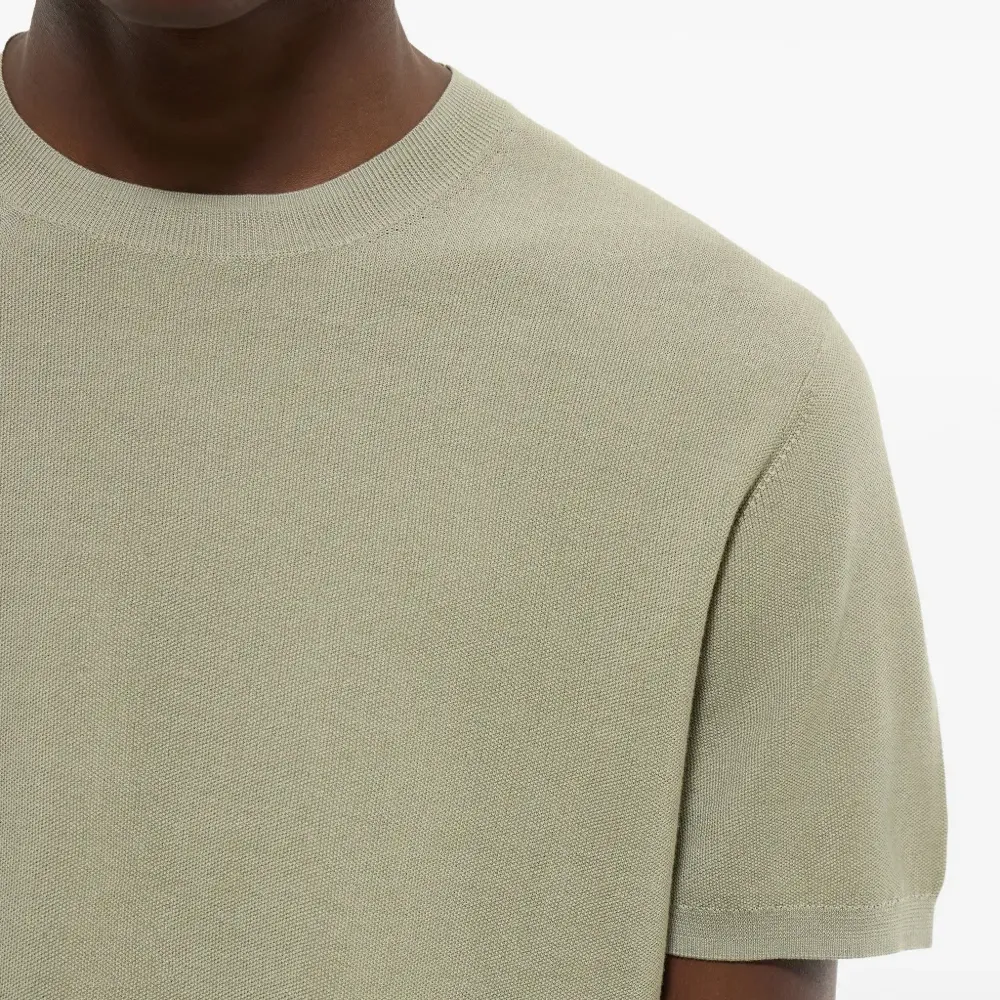 Вязаная футболка