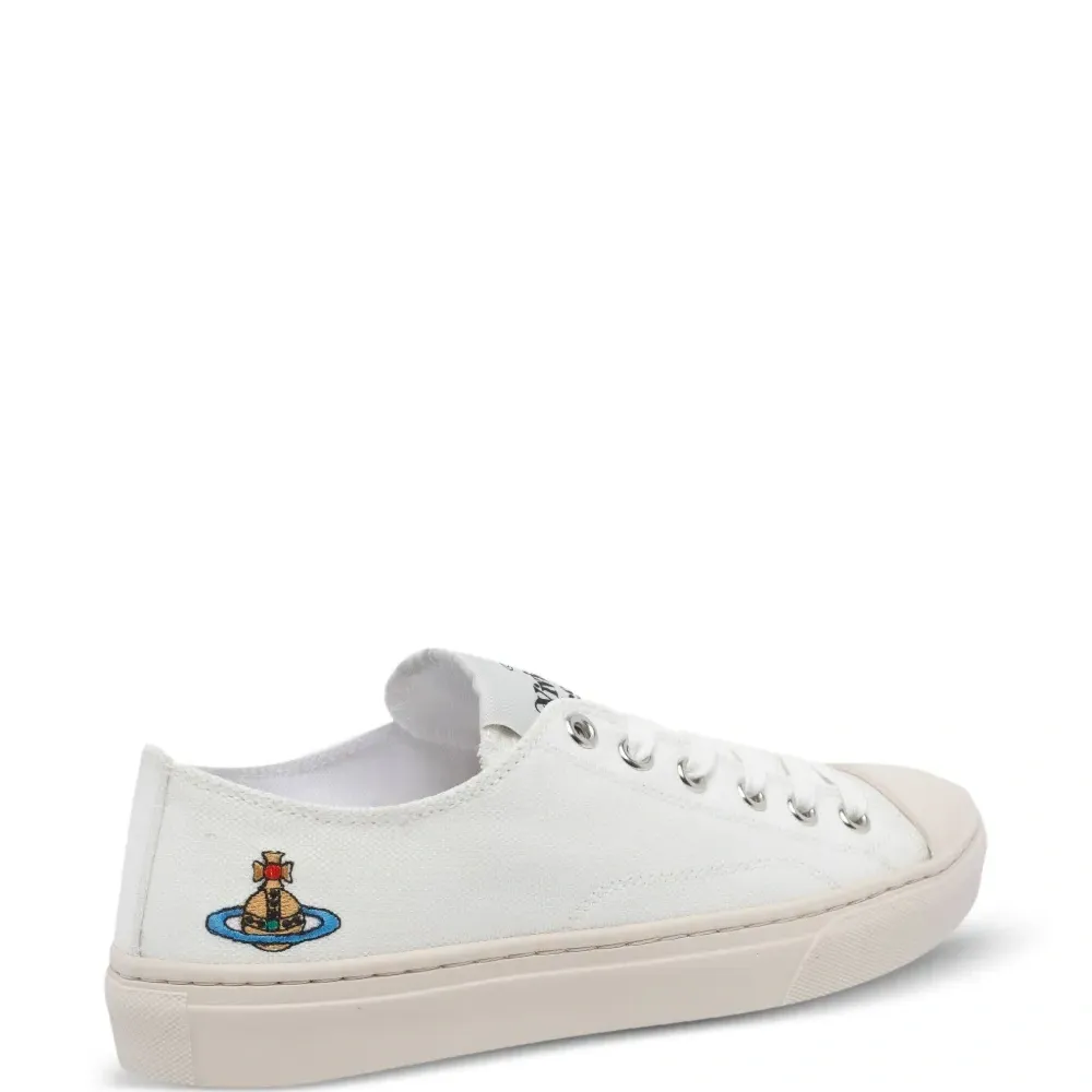 Кроссовки с логотипом