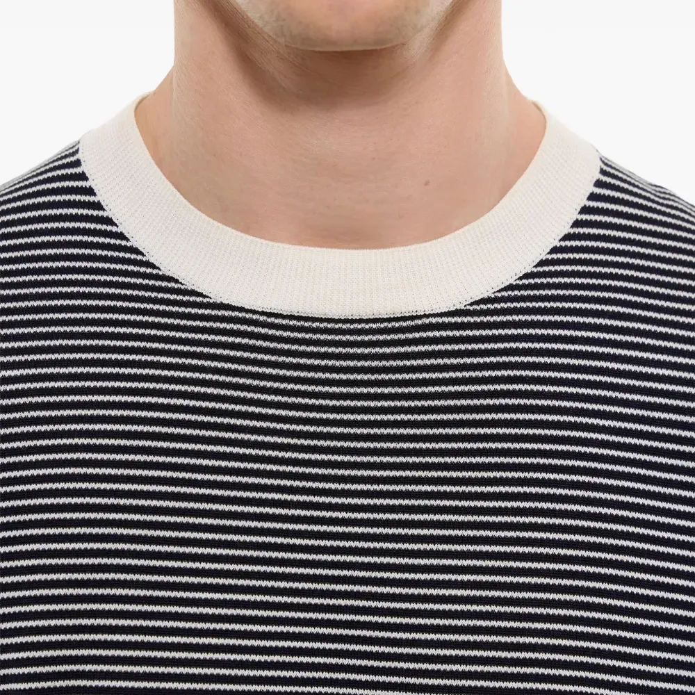 Футболка в полоску с короткими рукавами