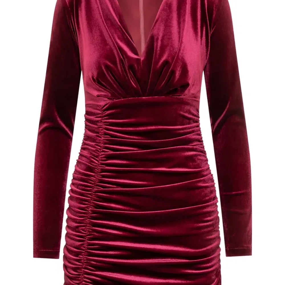 Платье со сборками