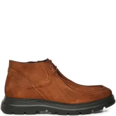 Замшевые ботинки на шнуровке