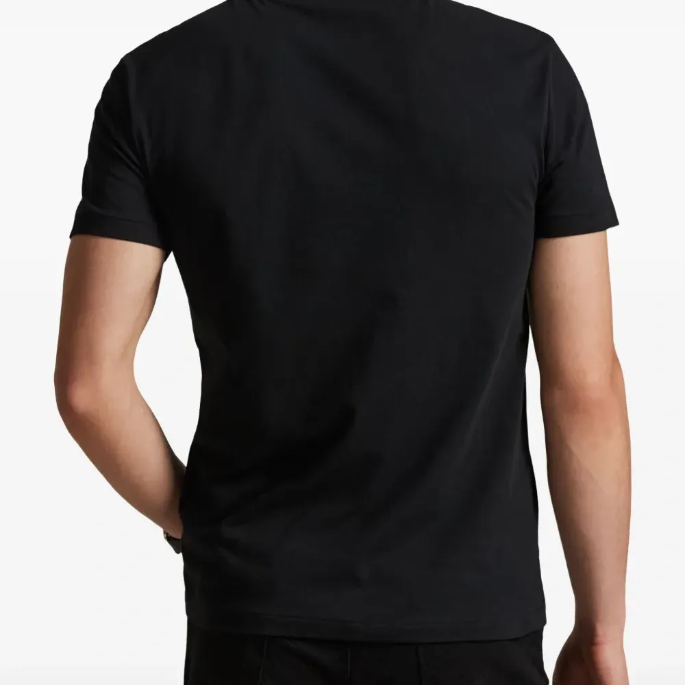 Футболка с изображением медведя