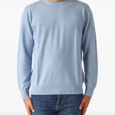 Свитер с круглым вырезом