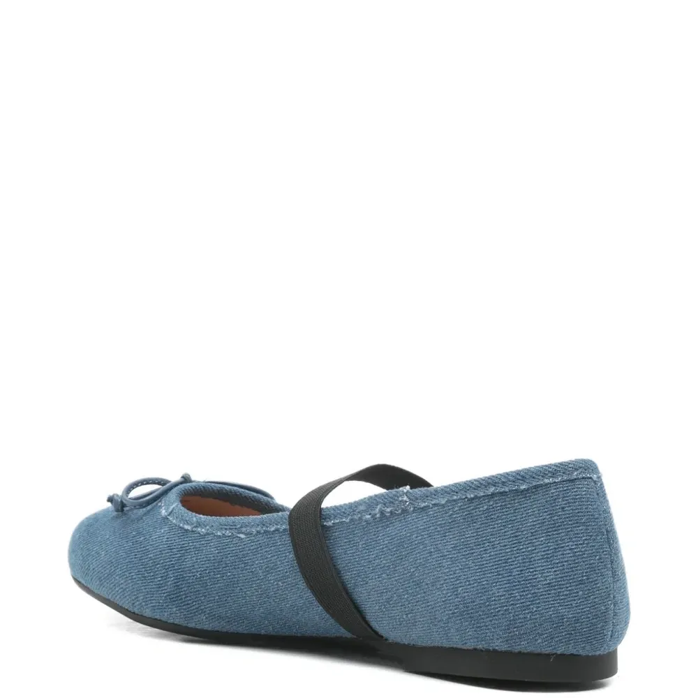 Балетки с ремешками и бантом Балетки с ремешками и бантом