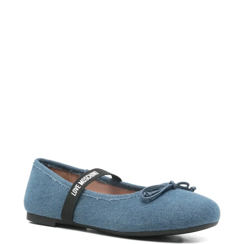 Балетки с ремешками и бантом Балетки с ремешками и бантом