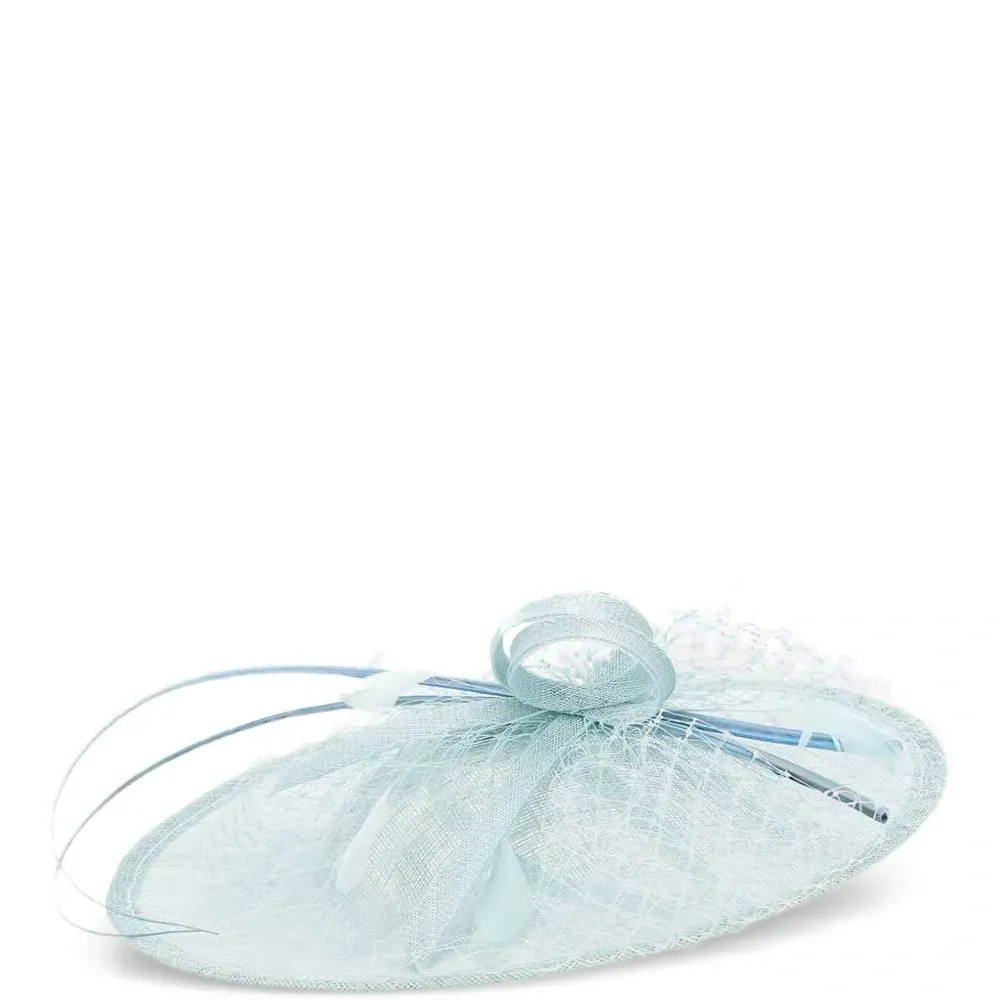 Шапка с бантом