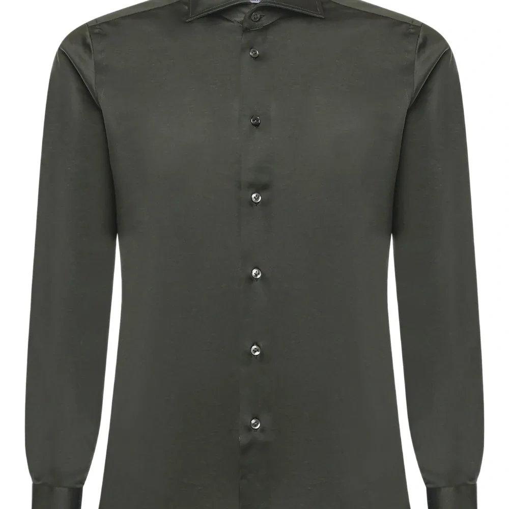 Рубашка на пуговицах