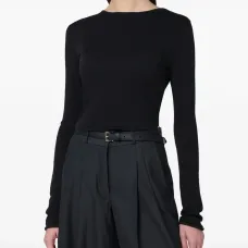 Футболка с длинными рукавами Футболка с длинными рукавами