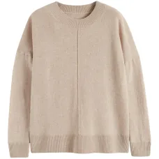 Свитер свободного кроя