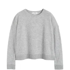 Свитер с круглым вырезом