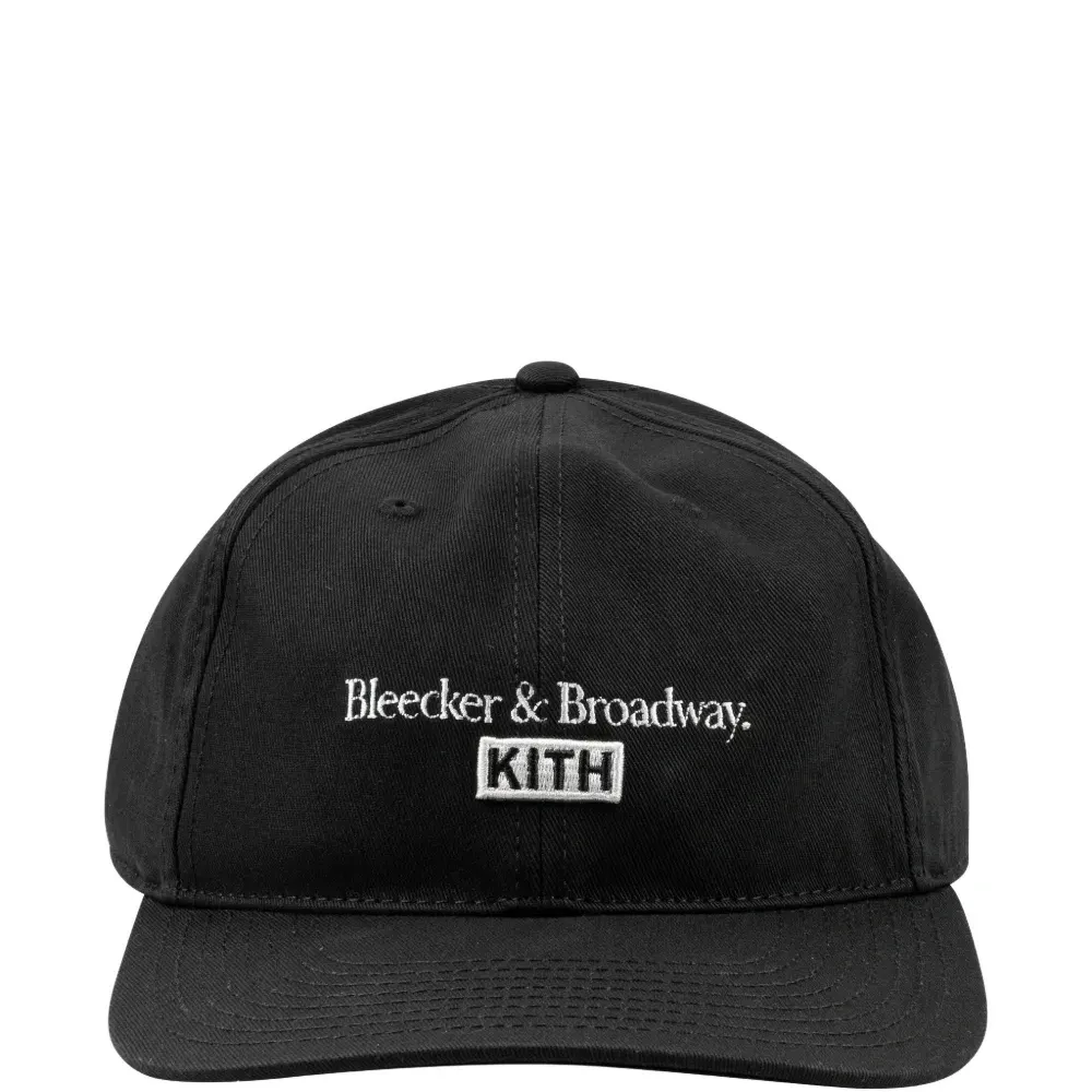 Бейсболка с вышивкой Aaron