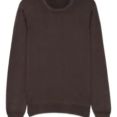 Свитер с круглым вырезом