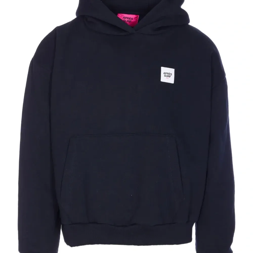 Худи с нашивкой-логотипом