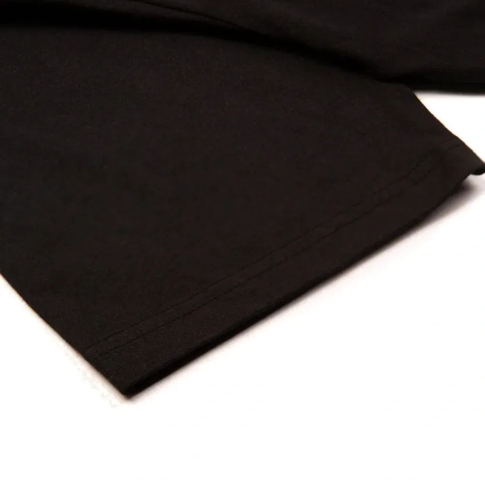 Футболка с логотипом