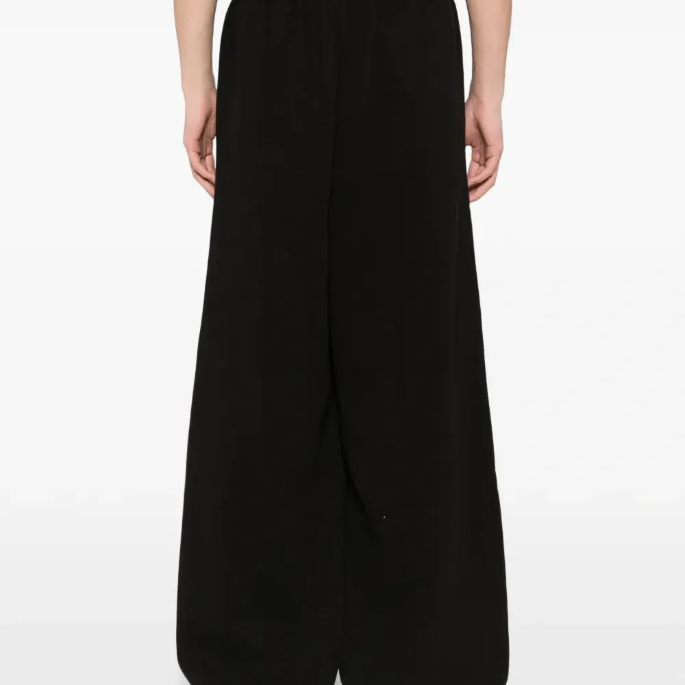 Широкие спортивные штаны 3M