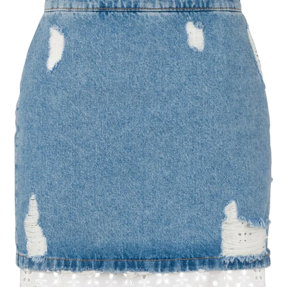 Джинсовая юбка с кружевом