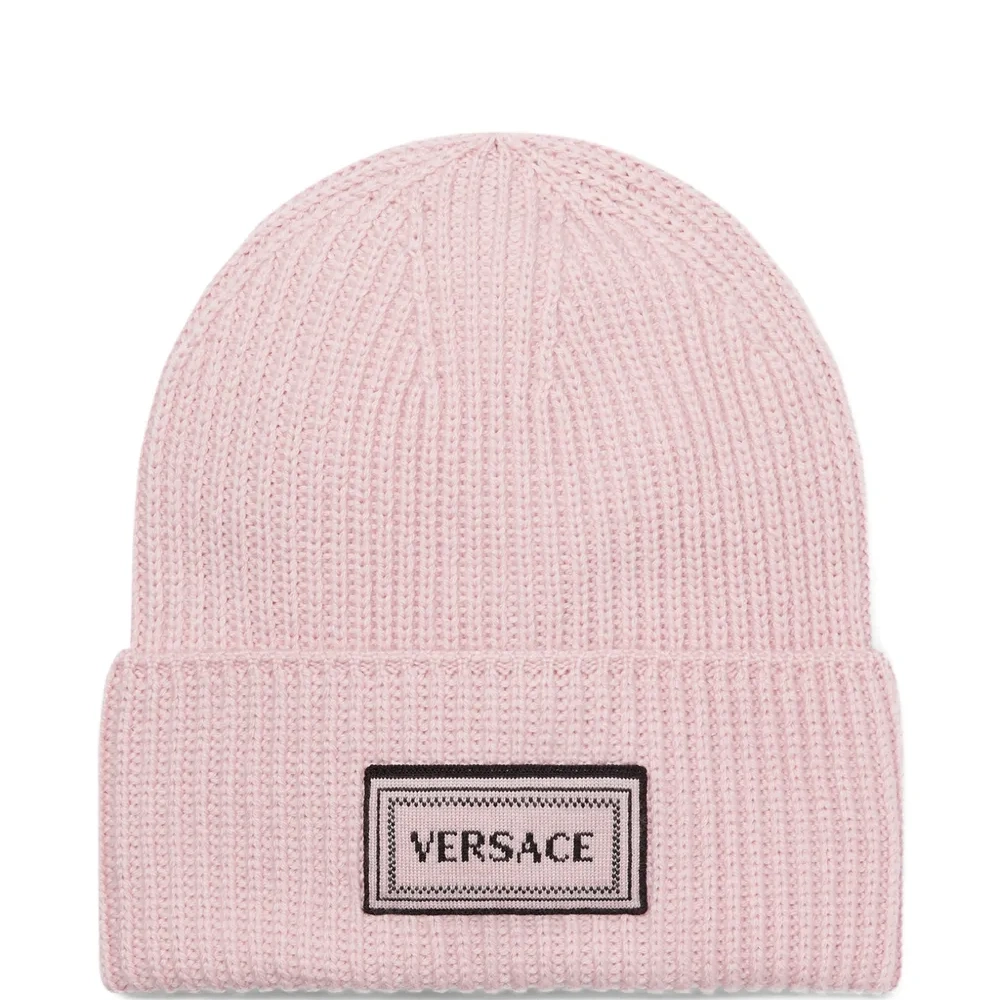 Шапка бини в рубчик с нашивкой-логотипом