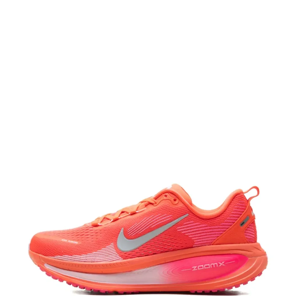 Кроссовки Vomero 18