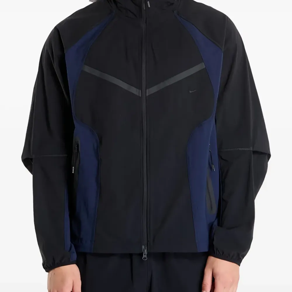 Куртка в стиле колор-блок