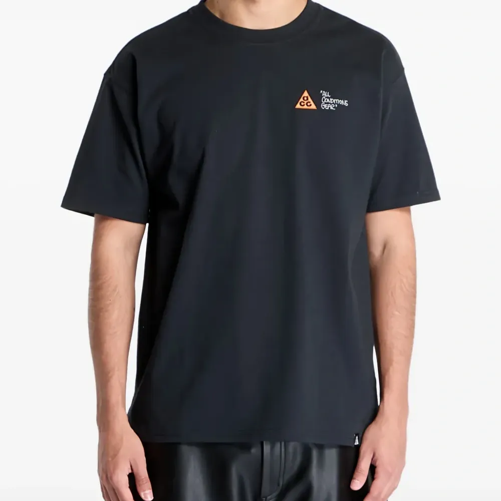 Футболка Dri-fit с графичным принтом